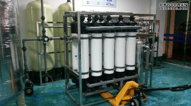10吨超滤设备，矿泉水设备，饮用水生产设备